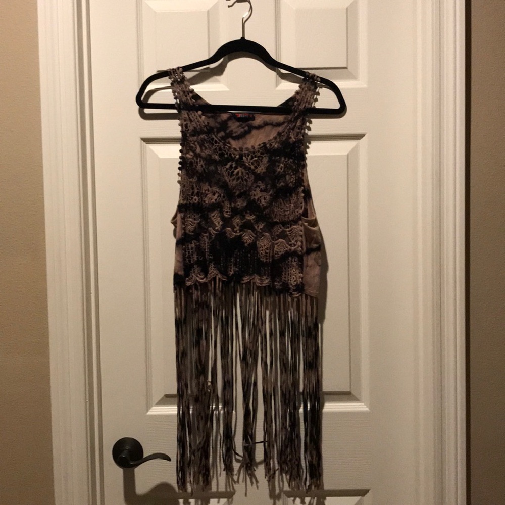 Fringe top- size medium